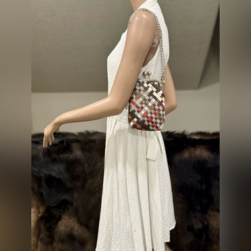 Colorful Woven Leather Handmade Kisslock Clutch/Phone Pouch/ Crossbody - Picture 3 of 16